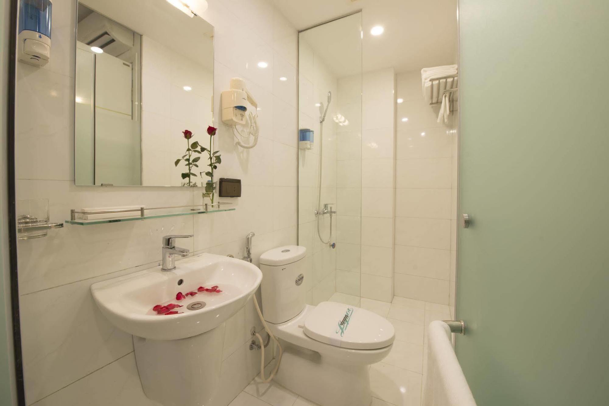 Ha Noi Holiday Center Hotel Hanoi Esterno foto