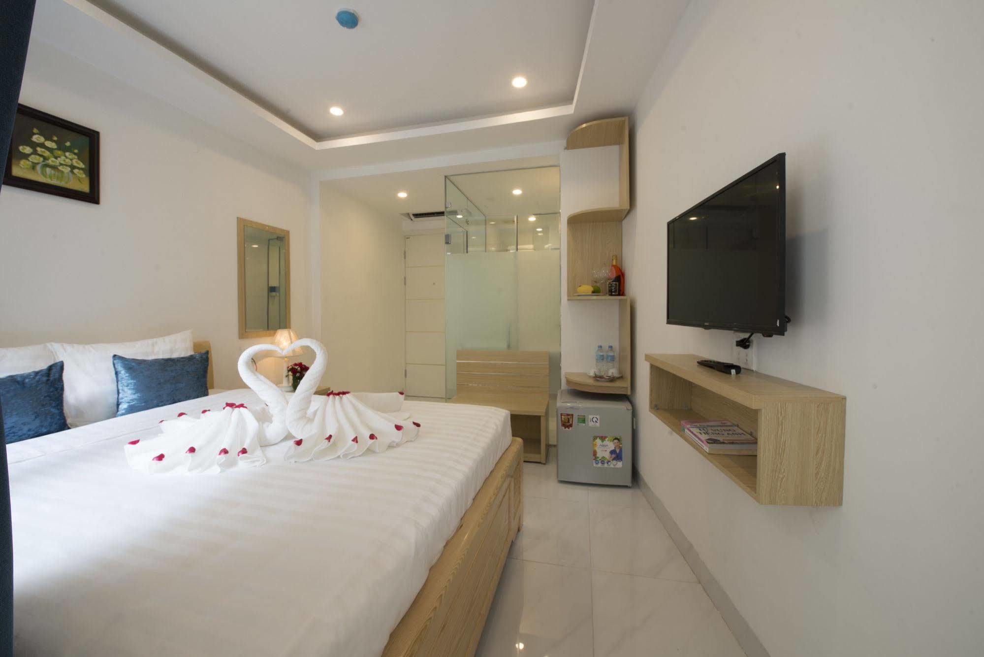 Ha Noi Holiday Center Hotel Hanoi Esterno foto